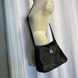 vintage liz claiborne cross body black leather med size bag Silver Tone Hardware